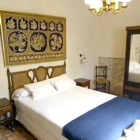 Spacious With Private Pool - *