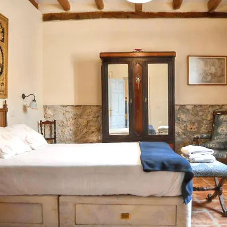 Spacious With Private Pool - Campo de Cuéllar