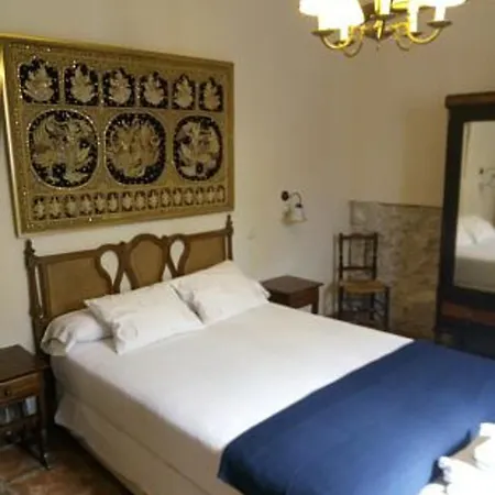 Spacious With Private Pool - *