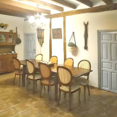 别墅 Spacious With Private Pool - *