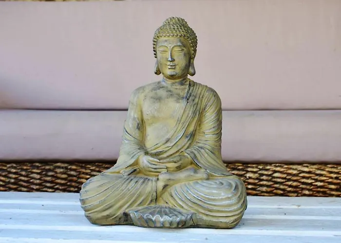 Spacious With Private Pool - Campo de Cuéllar