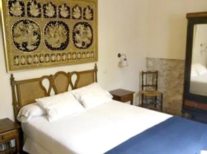 Spacious With Private Pool - *