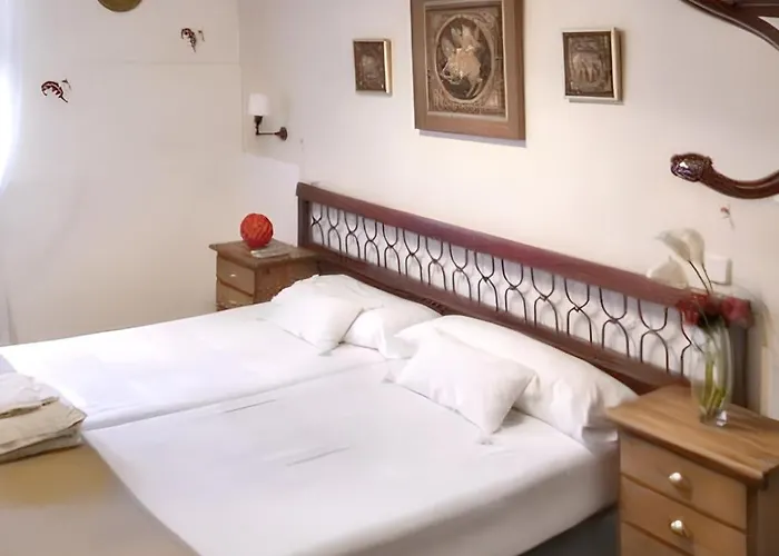 Spacious With Private Pool - 빌라 Campo de Cuéllar