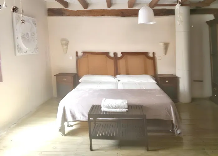 Spacious With Private Pool - *