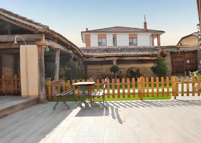 빌라 Spacious With Private Pool -