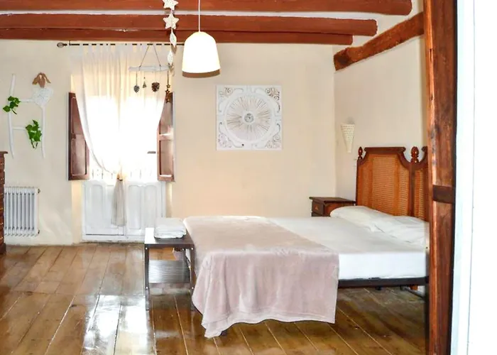 Spacious With Private Pool - 빌라 Campo de Cuéllar