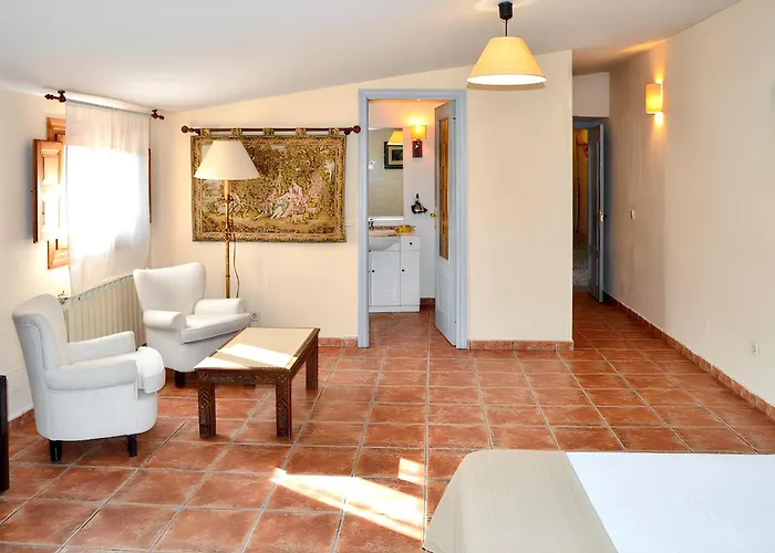 Spacious With Private Pool - 빌라 *